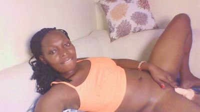Verah2 — webcam model online on cam4
