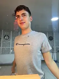 AdrianRinaldi — Stripchat stream photo (Apr 2026)