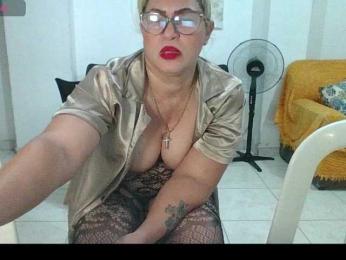 Hotmommyxxx — bongacams