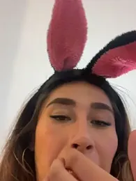 Isa_Villamarin — Stripchat stream photo (Oct 2025)