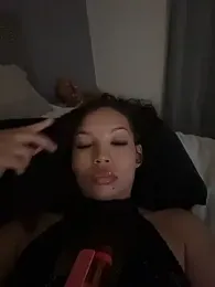 nikkiloveee — Stripchat stream photo (Sep 2026)