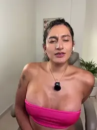 ari_artis — Stripchat profile photo