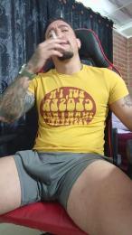 Im_massimo777 — Cam4 stream photo (Apr 2026)