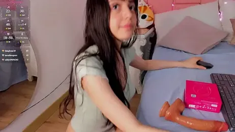 dolly_kitter — Stripchat stream photo (Apr 2026)