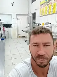 RobertoLuiz84 — Stripchat stream photo (Apr 2026)