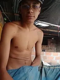 flaco_vergoon — webcam model online on stripchat