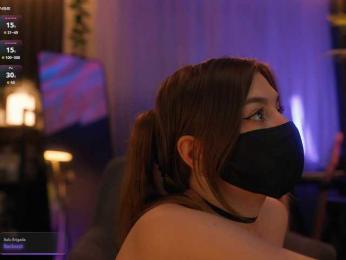 arimass — webcam model online on bongacams
