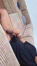 Enriquevk20 — webcam model online on cam4