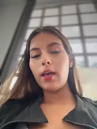 Valeria-escobar — stripchat