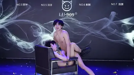 MS-180- — webcam model online on stripchat