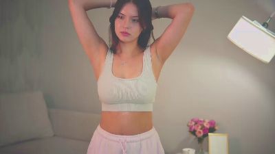 DeanneLobendahn — webcam model online on cam4