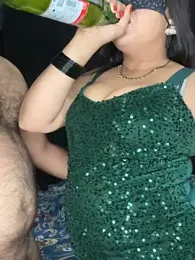 Madhosh_Mona — webcam model online on stripchat