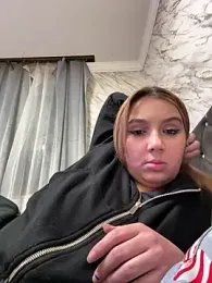 hotamanda01 — Stripchat stream photo (Apr 2026)