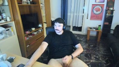 hornyboy327 — webcam model online on cam4
