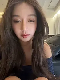 BBi-0329 — Stripchat stream photo (Aug 2026)