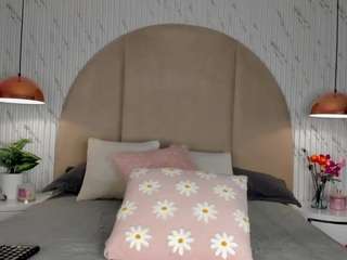 emmawilliams1 — webcam model online on camsoda