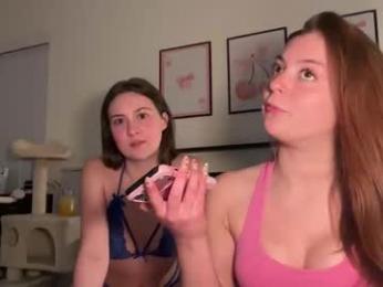 mollyxxxmoon — Chaturbate stream photo (May 2026)