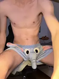 secret_dream415 — Stripchat stream photo (Apr 2026)