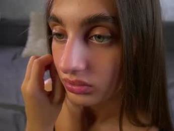 czamabech — webcam model online on chaturbate