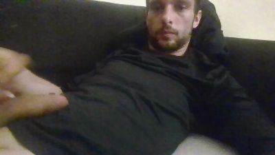 kingest76 — webcam model online on cam4