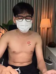 MinhTuanLive — Stripchat stream photo (Mar 2026)