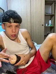 yoskingg — Stripchat stream photo (Aug 2026)