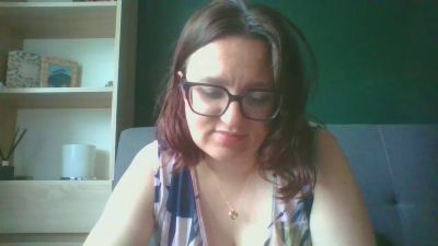 sensualParis — webcam model online on cam4
