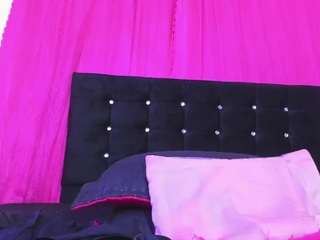 cutenaked-8 — Camsoda stream photo (Apr 2026)