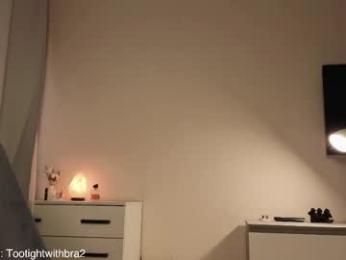 tootightwithbra — webcam model online on chaturbate