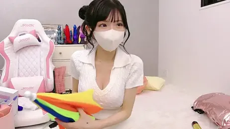 -minami- — webcam model online on stripchat