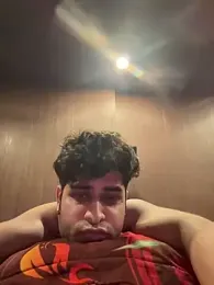 Vihaaanfucks — webcam model online on stripchat