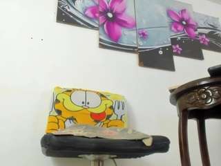 ambarbaiolerth — webcam model online on camsoda