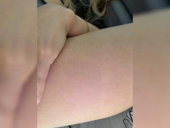 _Ellidi_ — webcam model online on bongacams