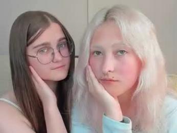 muffin_mia — webcam model online on chaturbate