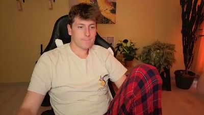 Germanyhot19 — Cam4 stream photo (Oct 2026)