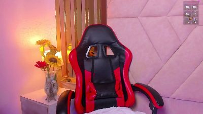 LunaPleasure — webcam model online on cam4
