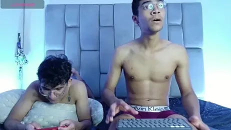 Desire4Duo — Stripchat stream photo (Apr 2026)