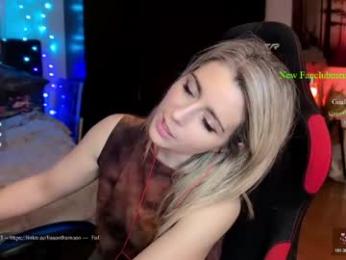 kimilee22 — Chaturbate stream photo (Apr 2026)