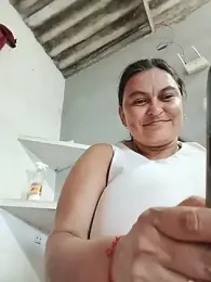 Horny-Mommy-Dirty — Stripchat stream photo (Jun 2026)