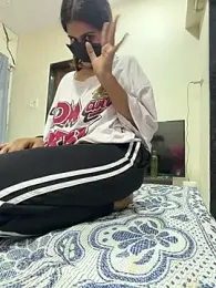 Cute_Zaina — Stripchat stream photo (Aug 2026)