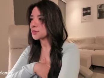 melanie_owo — chaturbate