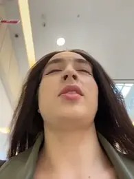 Holly_Play — Stripchat stream photo (Apr 2026)