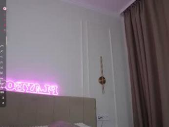 sweet_reverie — webcam model online on chaturbate