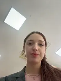 DollyTall — webcam model online on stripchat