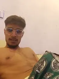 kaushikhotty — webcam model online on stripchat