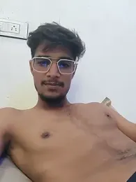 kaushikhotty — webcam model online on stripchat