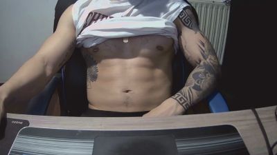 alejoduarte55 — Cam4 stream photo (Apr 2026)