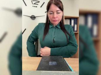 Fox_Black — webcam model online on bongacams