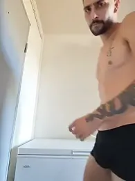 Hugo-doux-domi — Stripchat stream photo (Sep 2026)