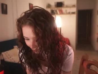 moonfaced_ — Chaturbate stream photo (May 2026)